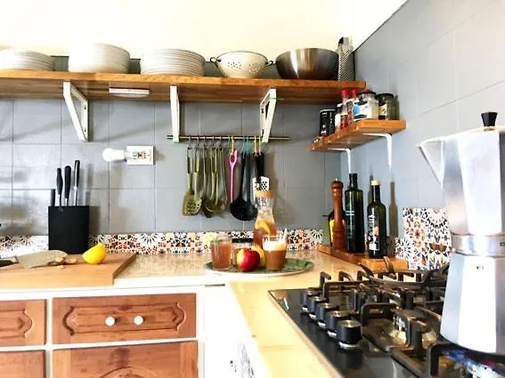 Bed & Breakfast Elemental