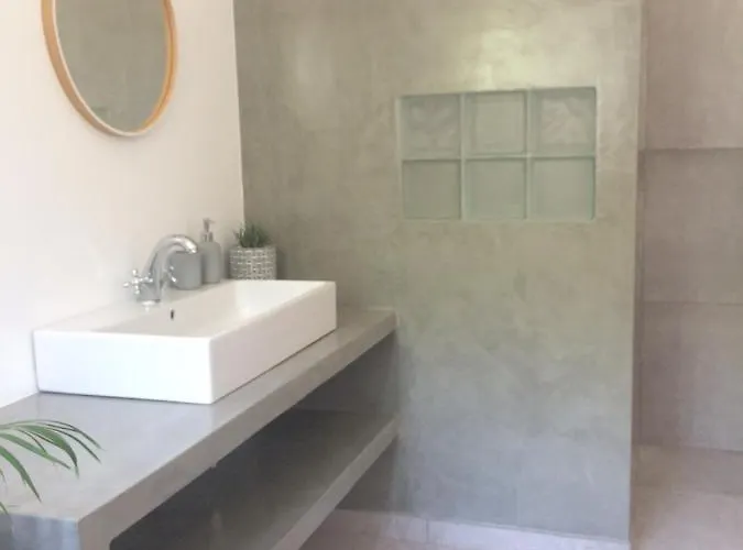 Bed & Breakfast Elemental *