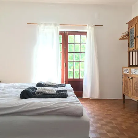 Bed and Breakfast Elemental